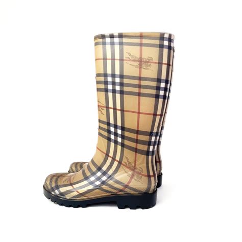 fake burberry gumboots|burberry tielocken shoes.